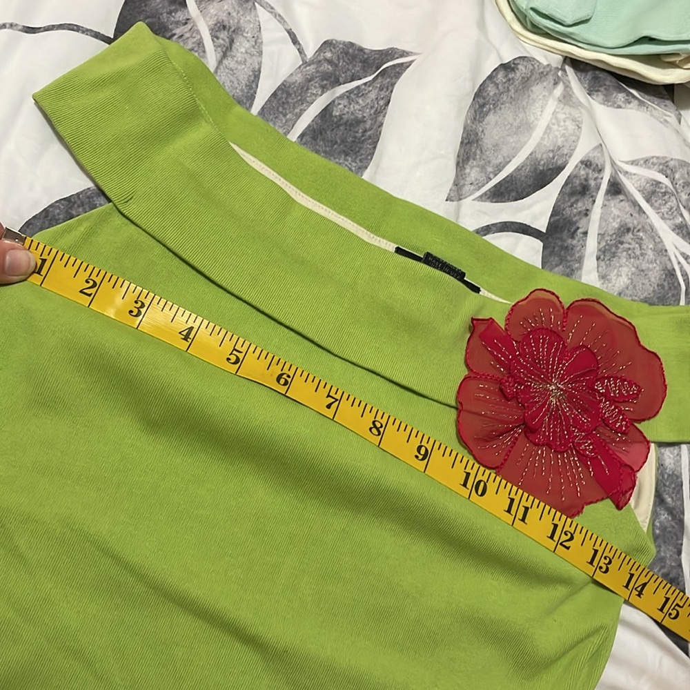 Stunning Limited 🌺 Top - Picture 16 of 16